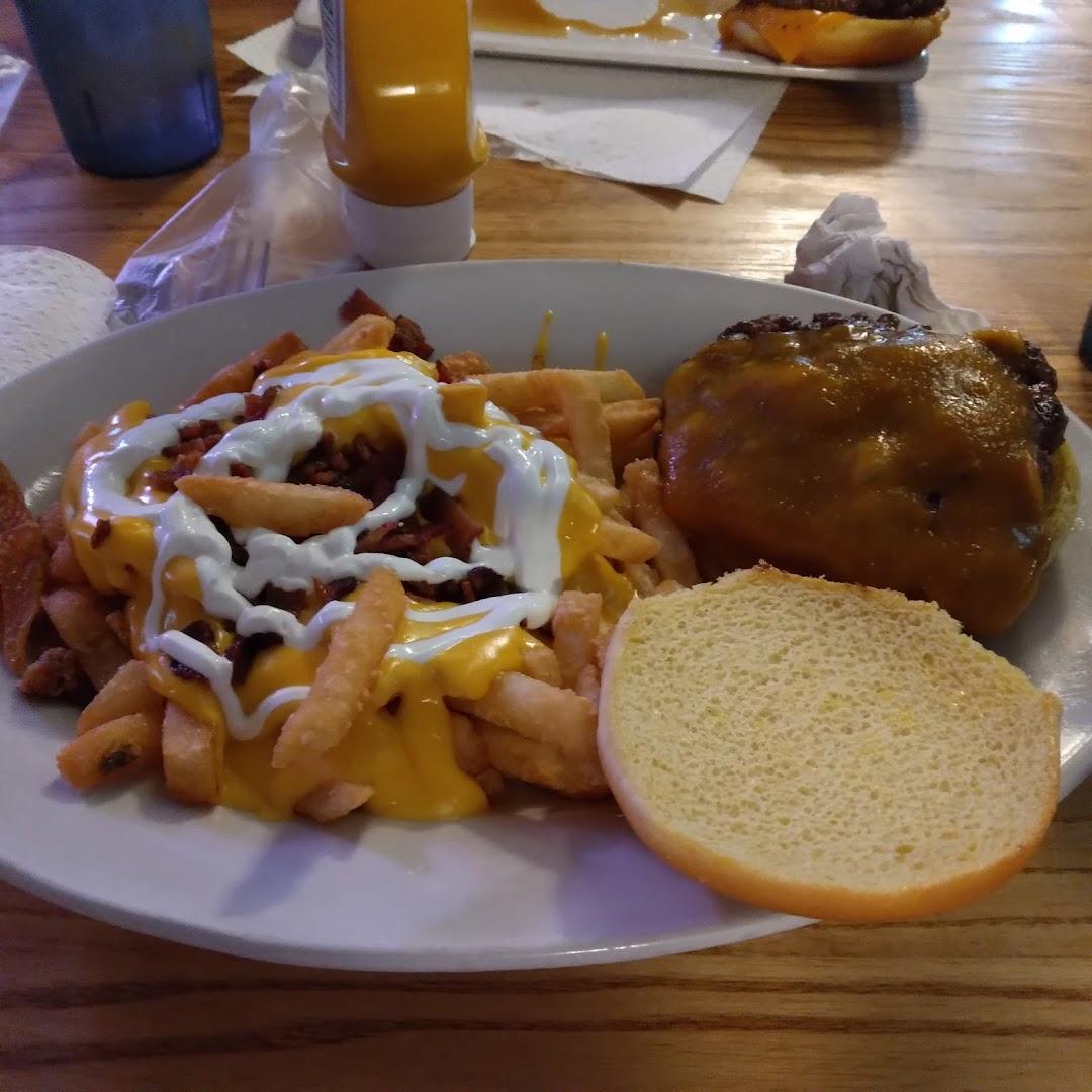 Boondocks Bar & Grill